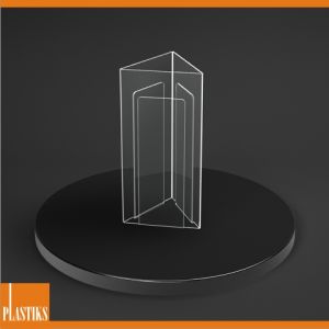 Trojstranný vizuálny stojan 1/3 A4 ― Plastiks - výroba výrobkov z plexiskla na Slovensku.